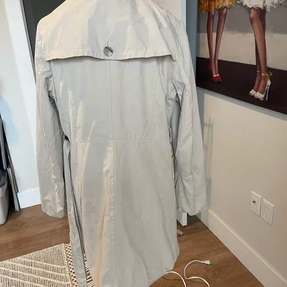 Fall trench - Picture 3 of 4